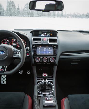 SUBARU_WRX-STI-31-hr